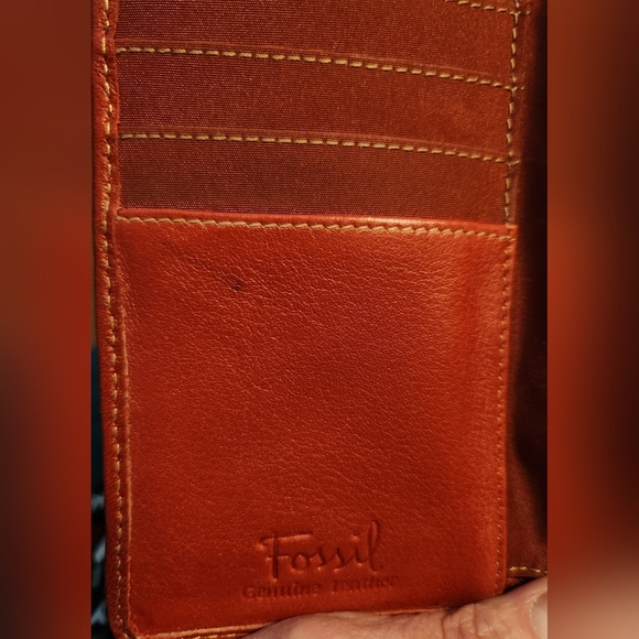 🌞NICE FOSSIL Pretty Red Leather Wallet - Picture 6 of 12